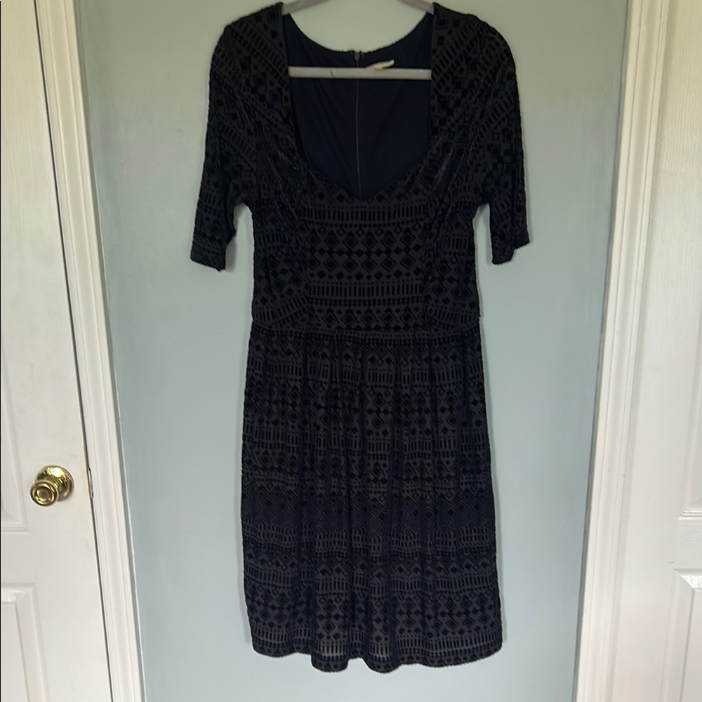 Meadow Rue Black A-Line Midi Dress with Scoop Neck